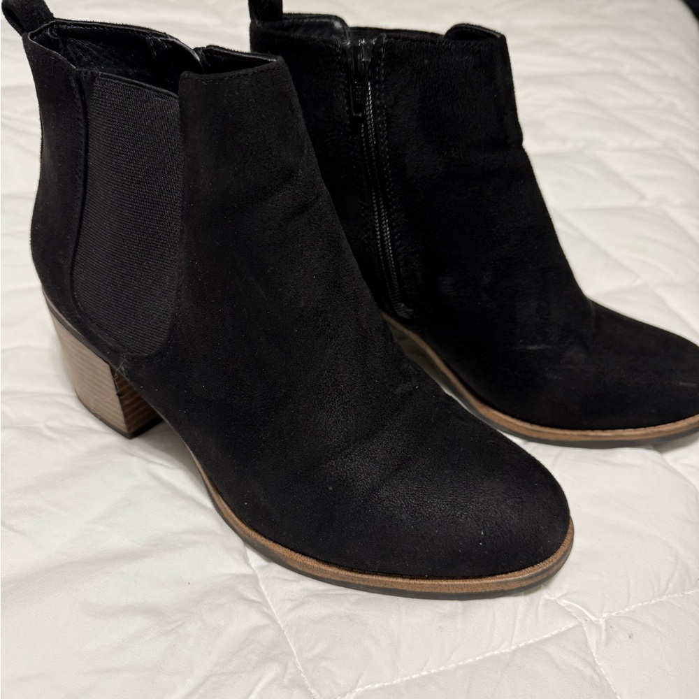 White Mountain Black suede boots. 2 1/2” heel.